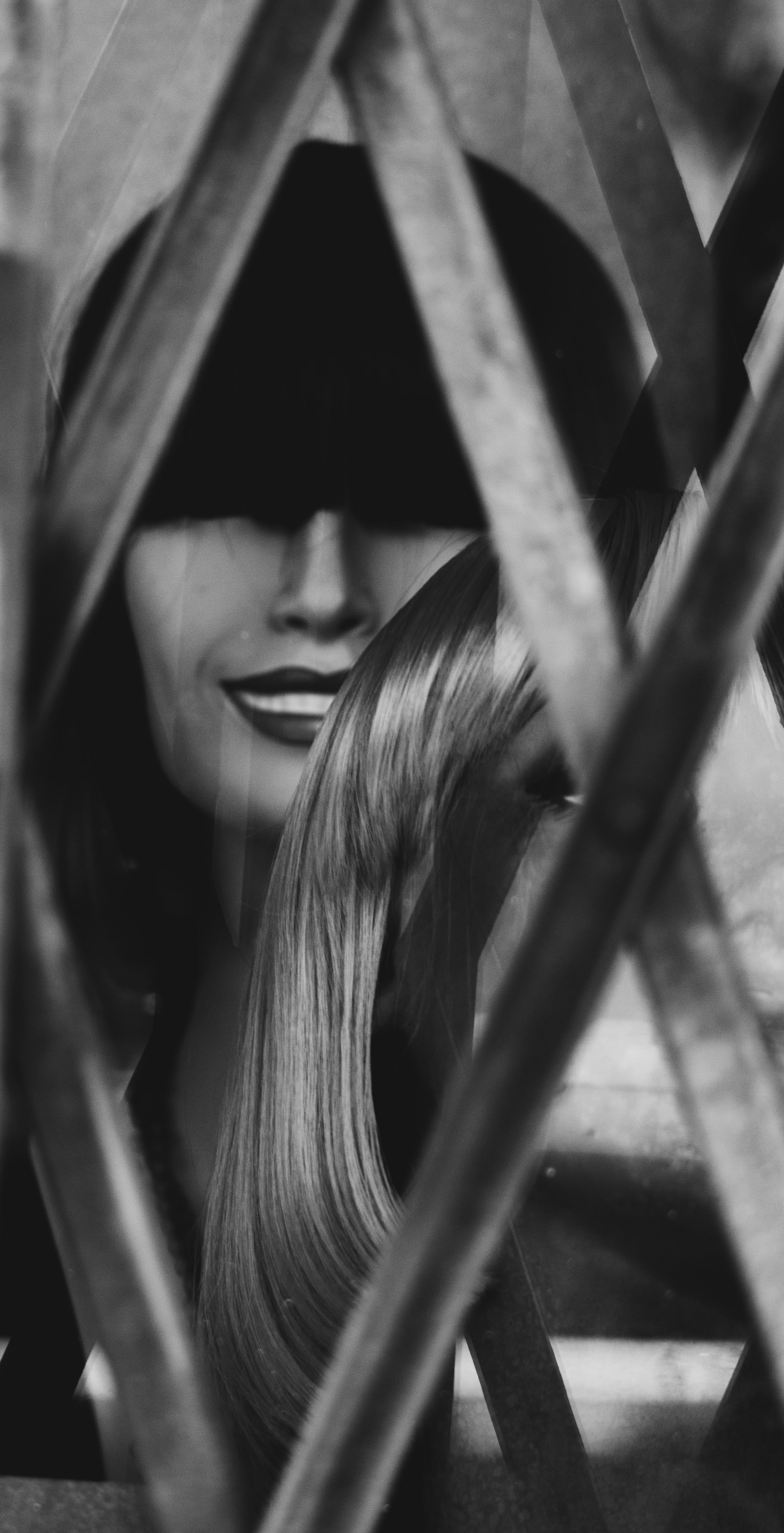 "Faces" image 0